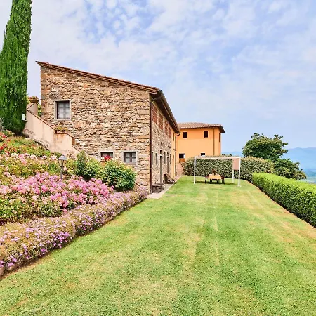 Spacious With Swimming Pool *